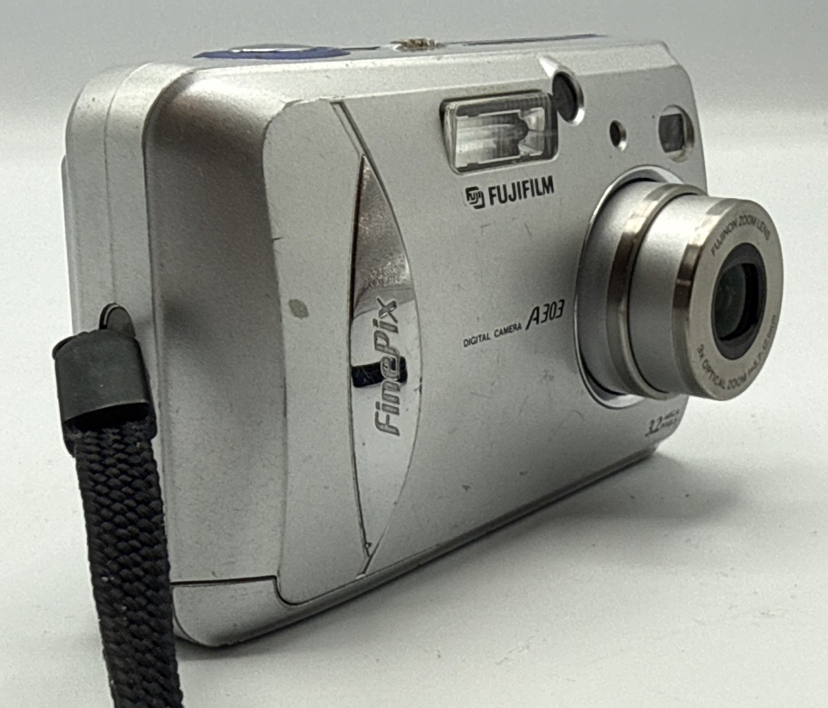 FUJIFILM DIGITAL CAMERA FINEPIX SERIES A303 3.2MP | eBay