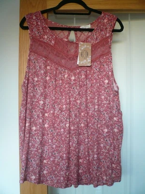 New Mason & Belle rust/white vest top cotton mix size XXL (18-20) floral tags - Image 1 of 4