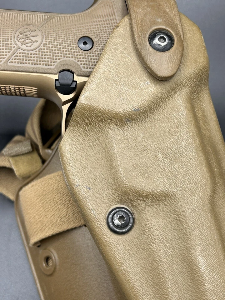 Safariland Beretta M9A4 Level 2 SLS Tactical Holster Drop Leg Tan, Right Hand - Image 2 of 4