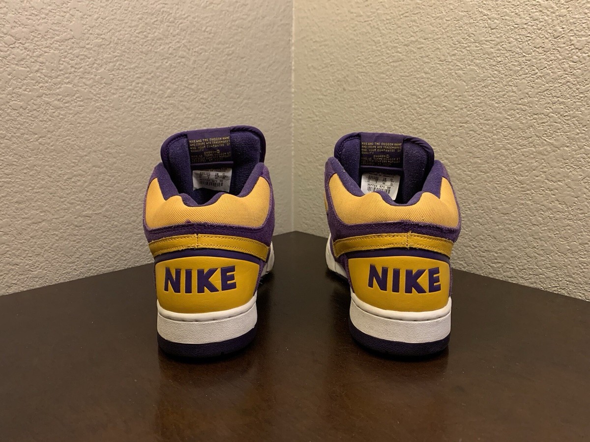 Nike 2004 Delta Force 3/4 LA KOBE Court Purple Del Sol Men