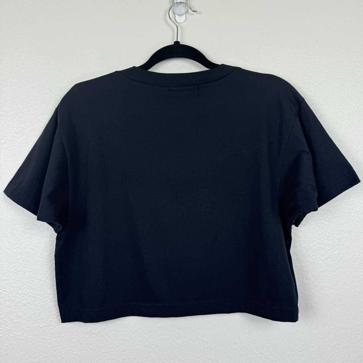 トップス Vintage Crochet Beaded T-Shirt Black Vintage Fitted Black Crochet Crop Top with Ruffles – Lim's