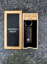 Geoffrey Beene key chain / bag charm Brown Leather
