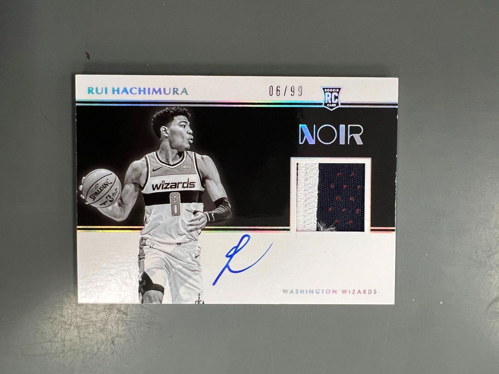 Elvin Hayes player worn jersey patch basketball card (San Diego Rockets)  2019 Panini Crown Royale #JEH