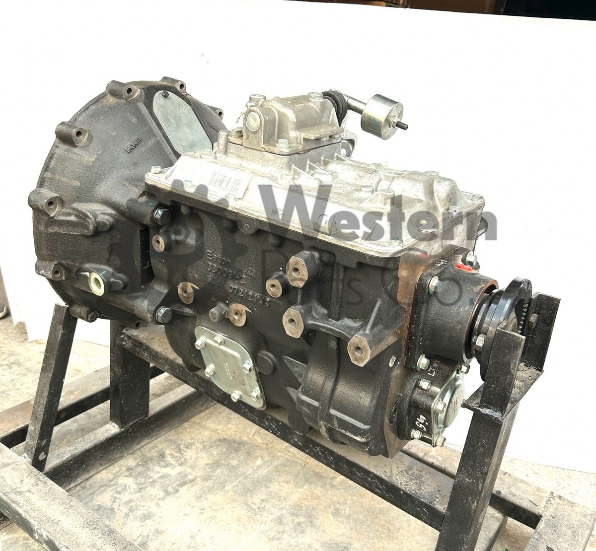 Surplus stock Brand New Eaton 6 Speed Manual Transmission RHD- Es