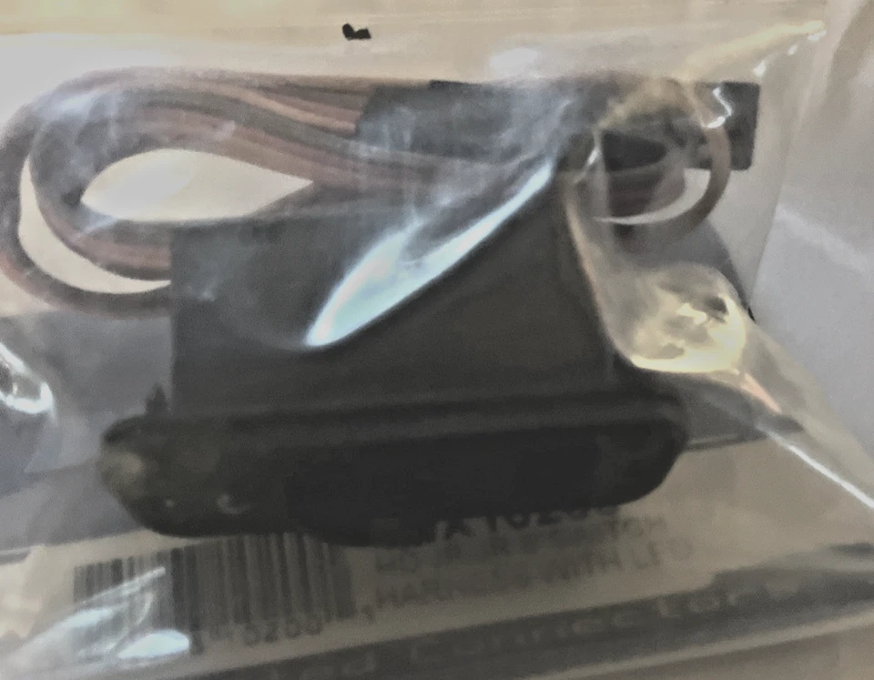 IMX10200 IMEX X712 H/D JR-JR 9 INCH SWITCH HARNESS W/ LED - Image 4 of 4