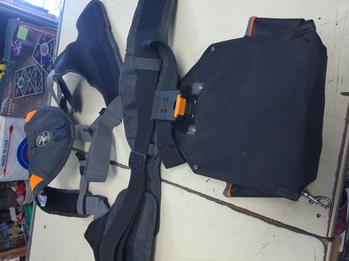 1PC Klein Tools 55828MB MODbox Tool Vest