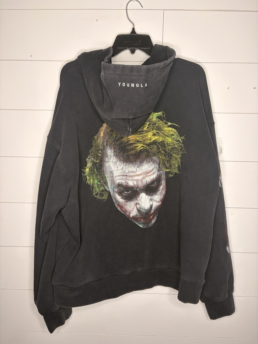 YOUNGLA 5211 - BATMAN ZIP-UPS JOKER CLOWNS SIZE Large-SOLD OUT