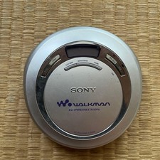 SONY D-E666 Walkman Portable CD Player silver JUNK for parts only from JAPAN
