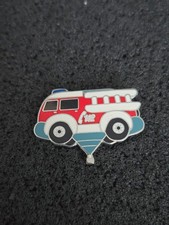 Feuerwehrauto ➔ WARSTEINER Ballonpin ➔ aus Sammlung * 23718