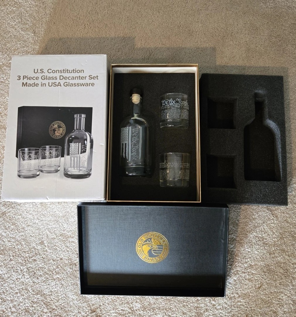 New Whiskey Decanter Set 250 Yr We The People Old Southern Brass 