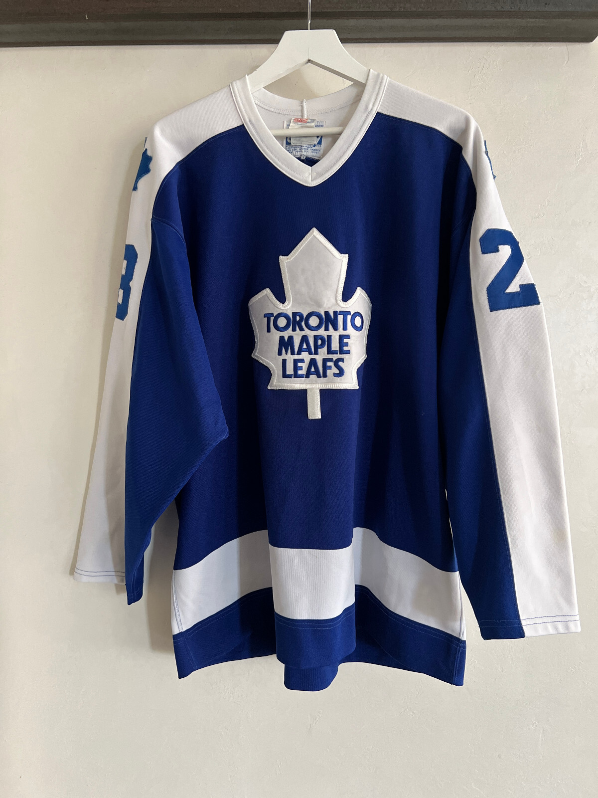 Authentic CCM Toronto Maple Leafs 28 Curran Jersey Cosby Size XL eBay