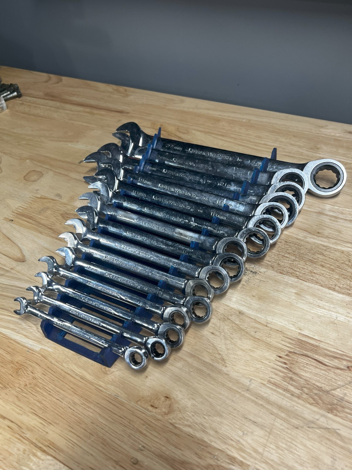 GEARWRENCH 9416 12 Point Ratcheting Combination Wrench Set 16 Piece