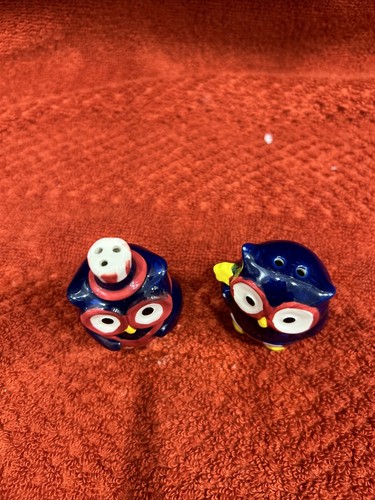 Small 2" Red White & Blue Owl Salt & Pepper Shakers Pair of Owls - Picture 2 of 4