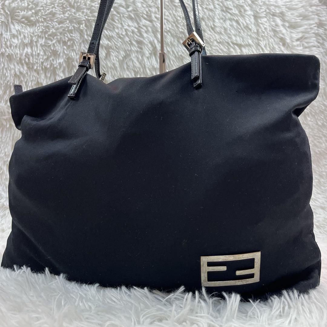 FENDI black tote bag in excellent condition imported from Japan