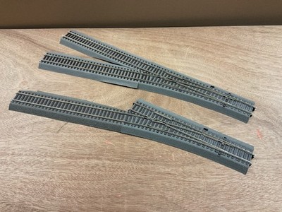 ROCO LINE H0 Gleis m. Bettung: 2x 42532 WL15  links Weiche, 3x 42510 Gerade