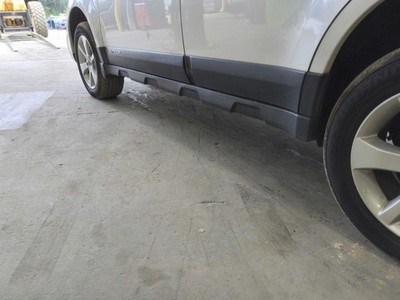 Driver Side LEGACY    2013 Rocker Panel Moulding 645741