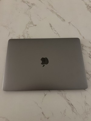 Apple MacBook Pro 13in 2020 Space Gray Intel Core i5 1.40GHz Laptop