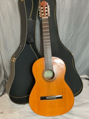 Yamaha Guitar Eterna EC-12   Vintage late 80s. Need New Strings With Case