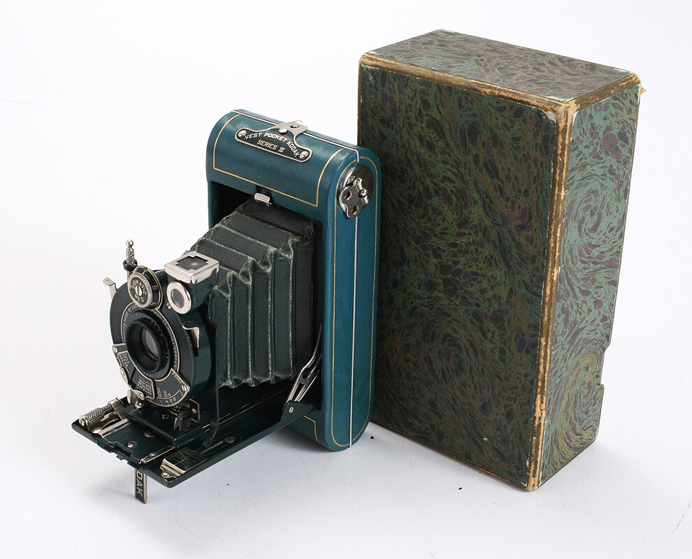 KODAK VANITY AUTOGRAPHIC ,GREEN, BOXED, BAD BELLOWS, AS-IS