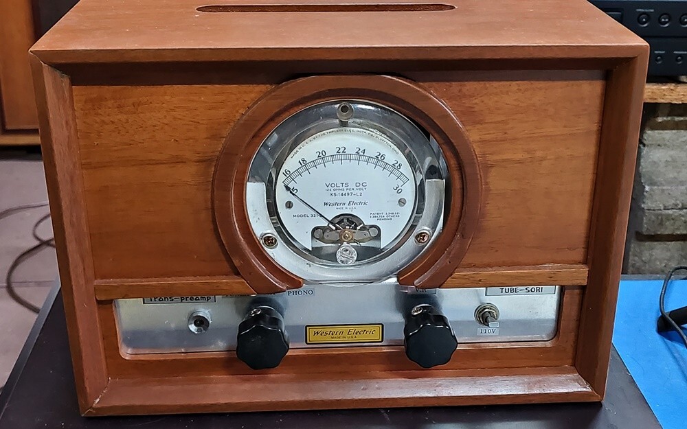 vintage stereo tube trans preamplifie .....westren output