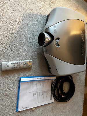 Beamer Sharp XV-Z9000E