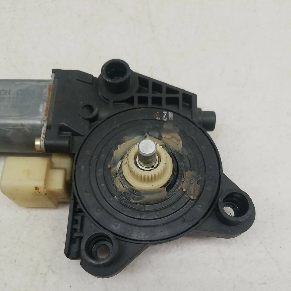 01 - 07 Mercedes-Benz W203 C320 Rear Right Passenger Window Regulator Motor Oem - Image 3 of 4