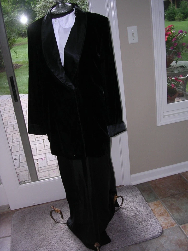 #D 4 pc Elphaba Witch Costume ~ Black Velvet Jacket, black skirt, hat, blouse M - Image 3 of 4