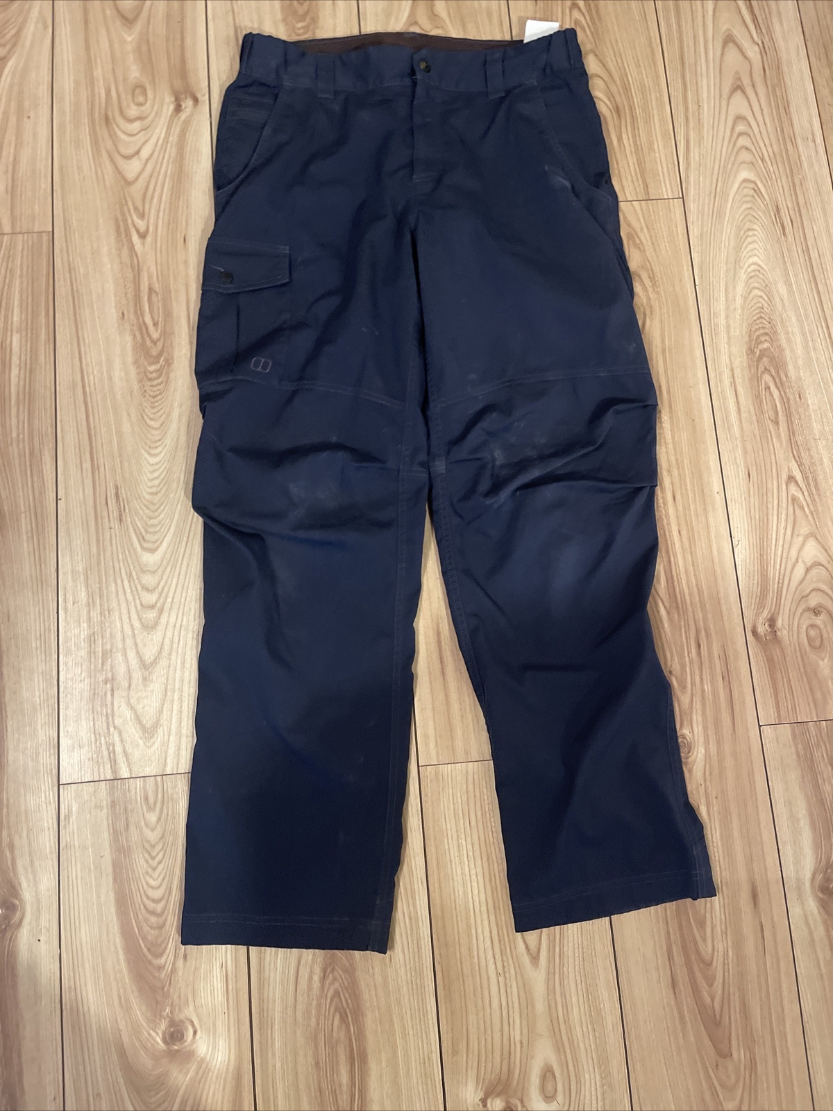 Berghaus. Outdoor Trousers Navy Blue Cargo Hiking Walking Pants Mens 34