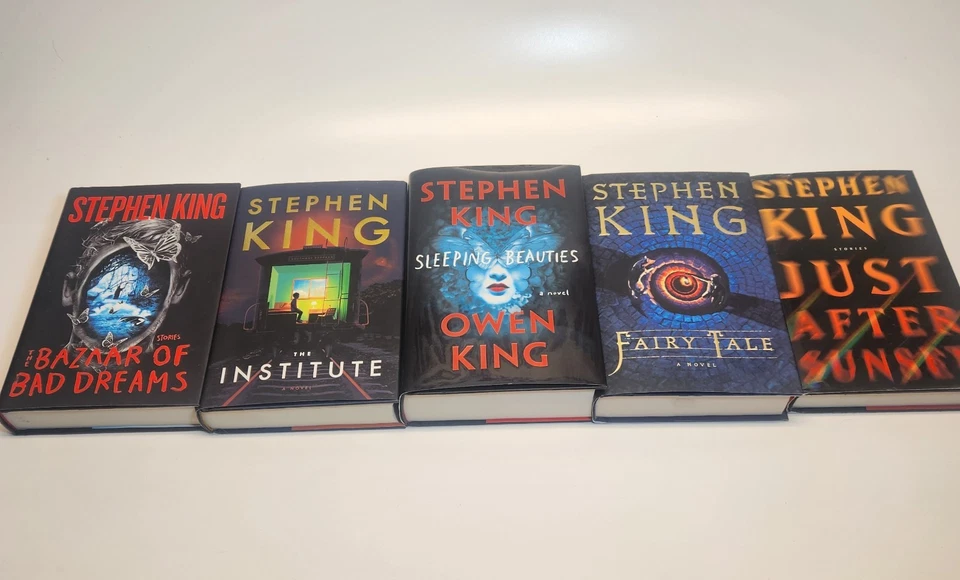 Lot of 5 Stephen King Hardback Books w Dust Cover Good Condition - Image 2 of 4