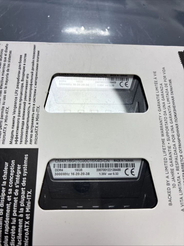 Corsair VENGEANCE 32GB kit 2x16GB DDR4 3000MHZ CM4X16GC3000C16K4D NEW - Image 3 of 3