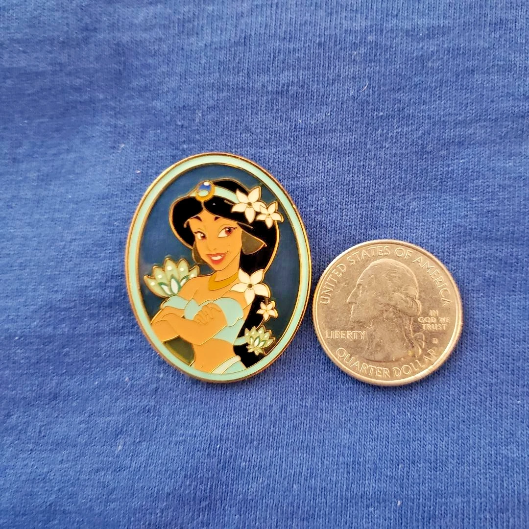 Disney Loungefly Princess Floral Portraits Stained Glass Jasmine Aladdin Pin