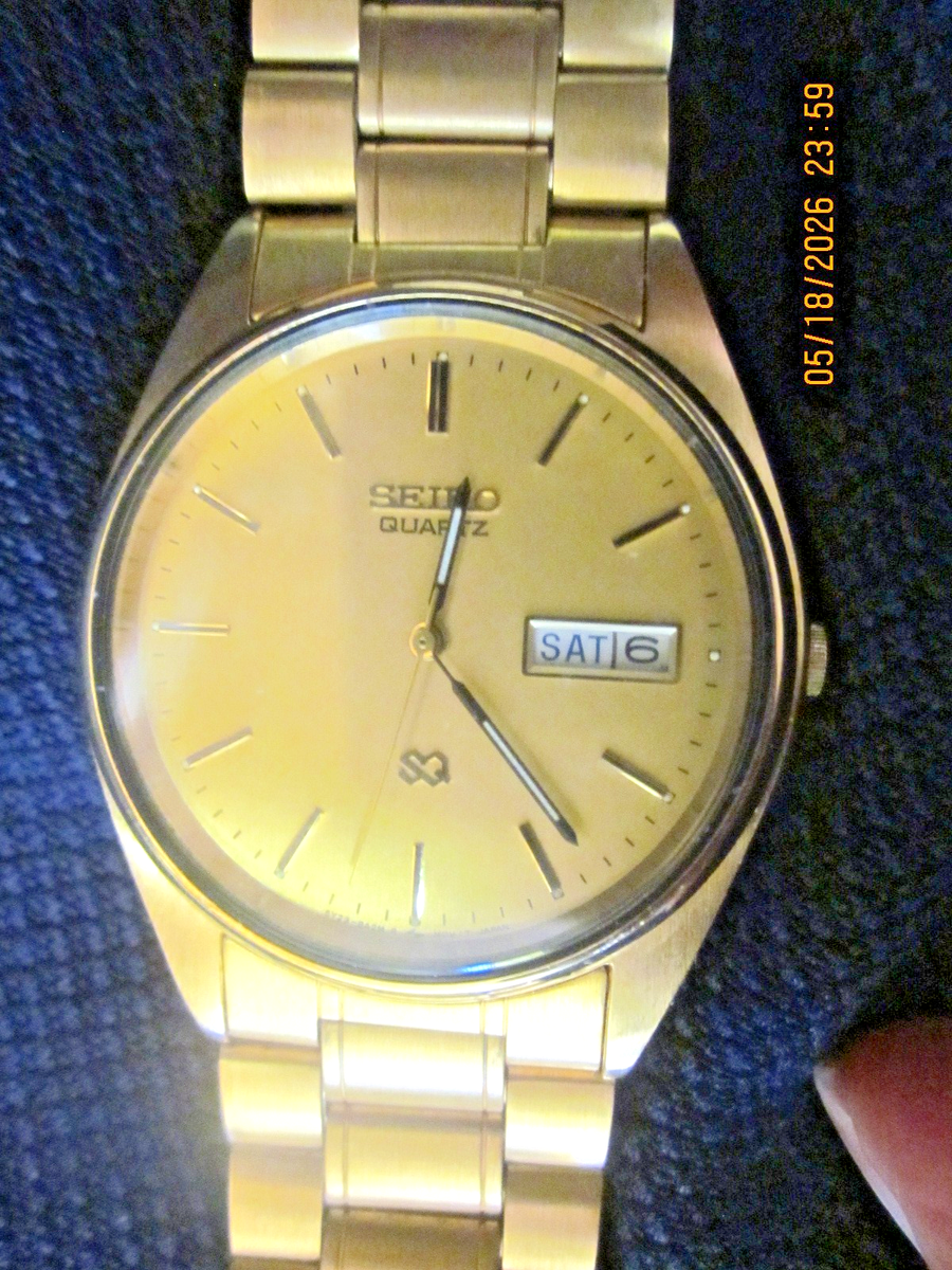 VINTAGE SEIKO MANS WATCH SQ QUARTZ SY23-8A11 GOLD TONE WITH BAND
