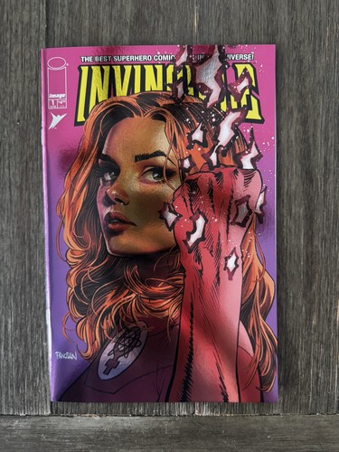 INVINCIBLE # 1 DAN PANOSIAN MEGACON FOIL 2026 EXCLUSIVE VARIANT LTD TO 1500 NM+