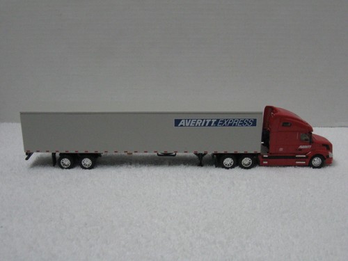 DG PRODUCTIONS ~ VOLVO ~ AVERITT EXPRESS TRUCK ~ 1:64 SCALE - Picture 6 of 15