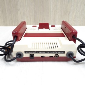 Nintendo Family Computer Famicom Console Bundle with 16 Games NES Japan HVC-001