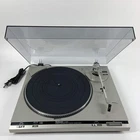 Technics SL-B200 Belt-drive turntable