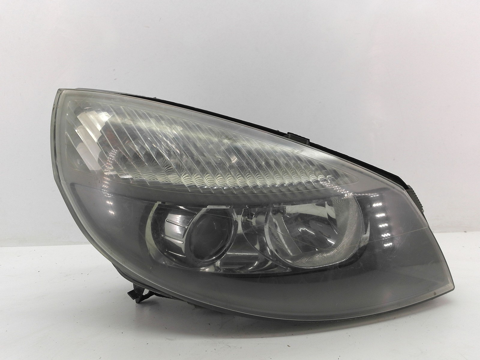 FARO ANTERIORE DESTRO PER RENAULT Megane Scenic 7701064139 F9Q730 (97>01)