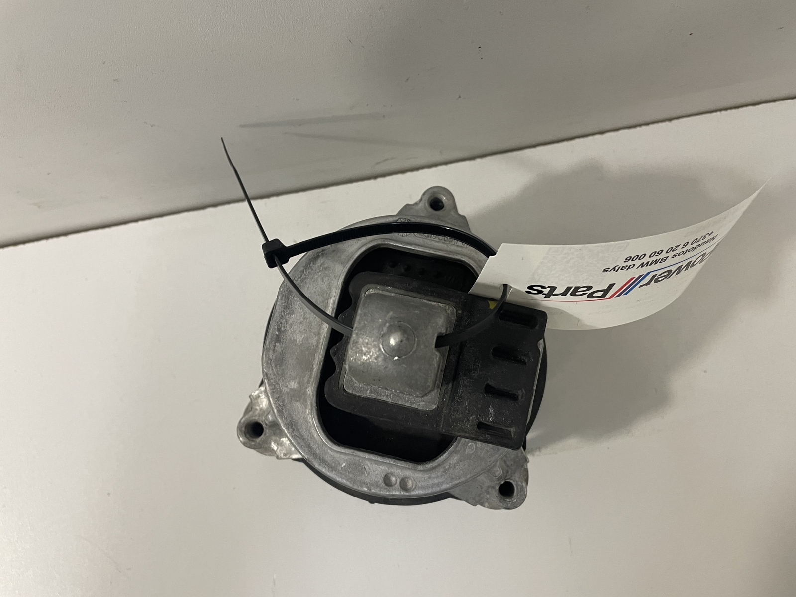 BMW 5 G30 7 G12 iPerformance xDrive Right Side Engine Mount 2018 ...