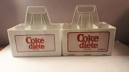 VINTAGE LOT OF 2 DIFFERENT DIET COKE -COCA-COLA - PLASTIC CRATE - 1980 - RARE