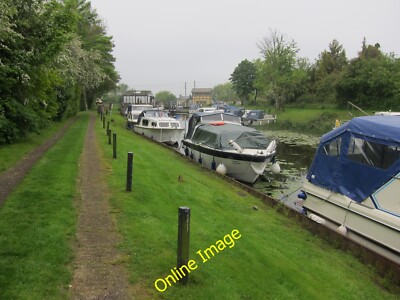 Photo 6x4 Fen Rivers Way Sandhill/TL5786 The footpath along the river go c2012