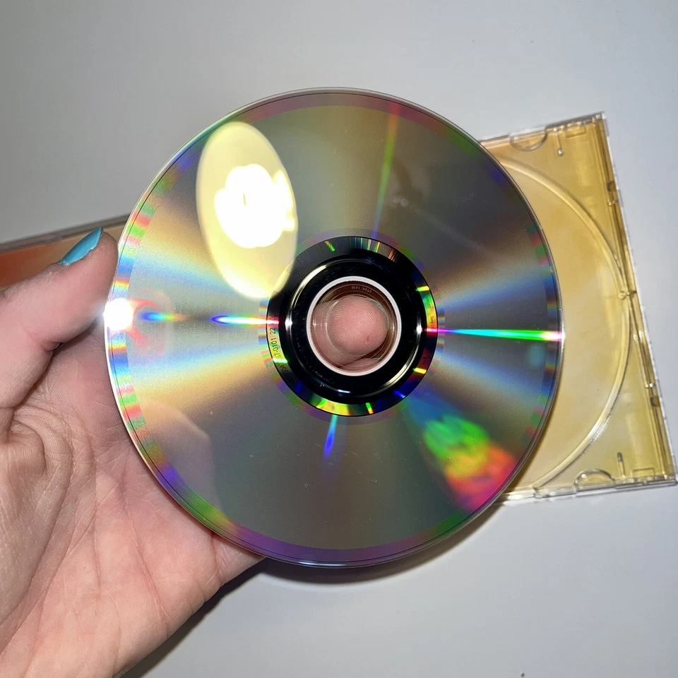 Personalised SIGNED The Vamps (Connor) Night and Day, Day Edition Album - Изображение 4 из 4