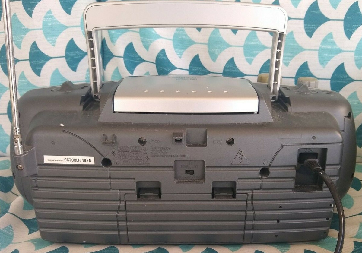 aiwa GD-ES227 ポータブルオーディオ Vintage AIWA Boombox Stereo CSD-ES227 CD Cassette Tape AM/FM Radio