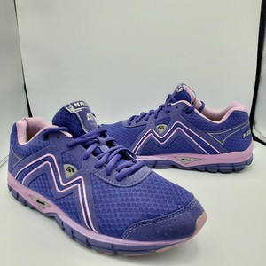 purple athletic shoes