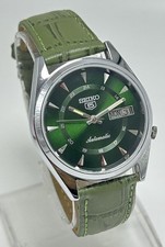 Vintage Seiko 5 Green Dial Day-Date Automatic Movement No.7009A Men Wrist Watch