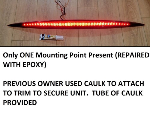 02-06 Cadillac Escalade SUV 3rd Third Brake Light DAMAGED MOUNTS CAULK 2 TRIM