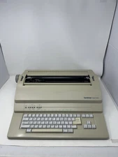 Brother EM-530 BEM-530 Electronic Typewriter Word Processor With Cover. Tested