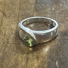 Sterling Silver Peridot Concave Style Ring Sz 8.25 4.71 Grams