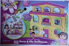 Dora and Me Dollhouse Nickelodeon - NEW in Box, Rare and Hard To Find!