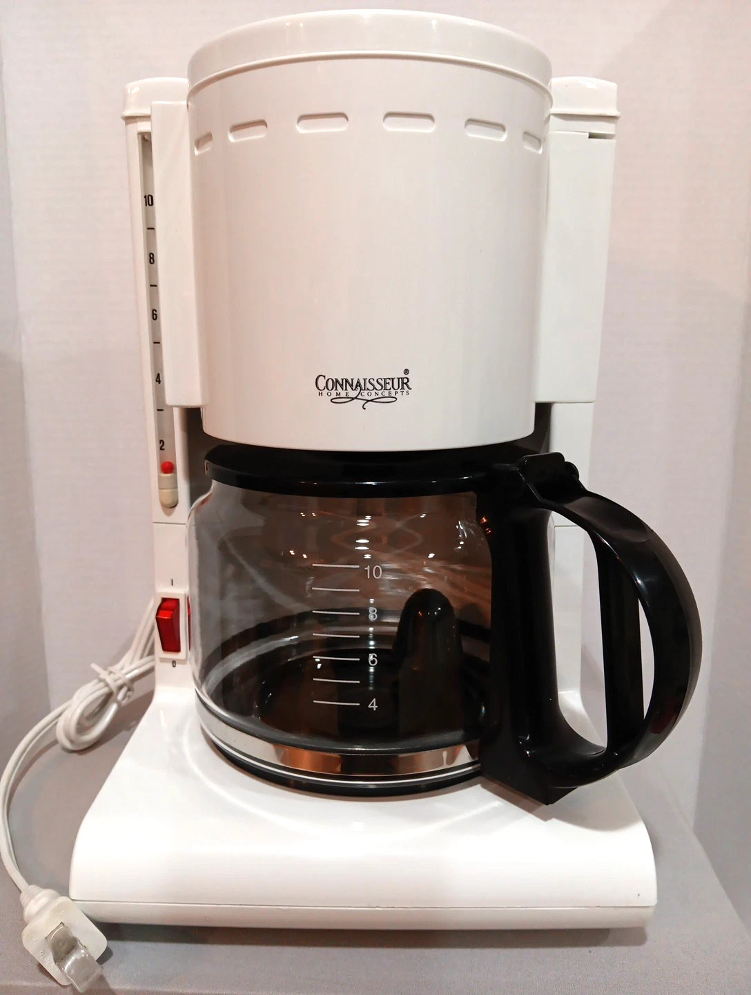 GEVALIA KAFFE Connaisseur Home Concepts White Coffee Maker 10 Cup GM-410W NIB
