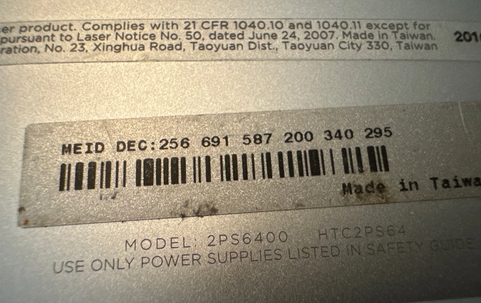 Lot of 2 [BROKEN] HTC 10 32GB Silver (Verizon & Sprint) Good Used Issues - Image 4 of 4